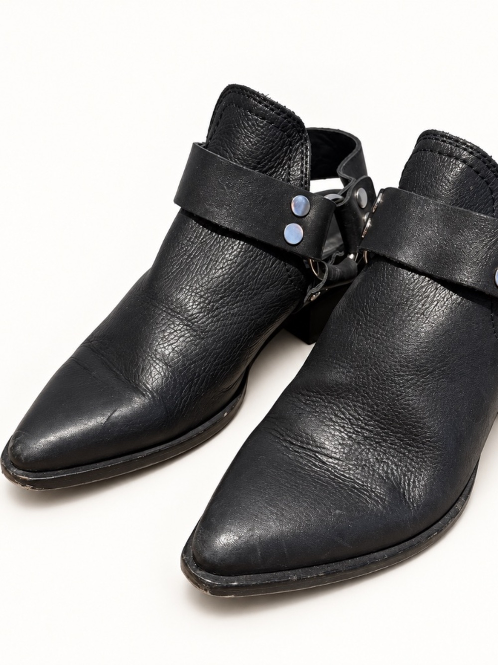 Dolce Vita Black Leather Cutout Booties Size 7